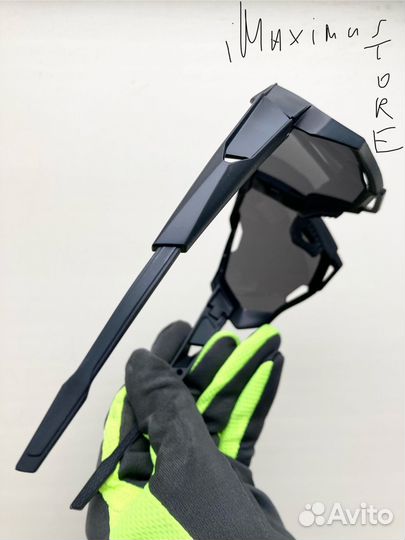 Большие спортивные солнцезащитные очки