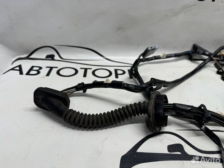 Проводка крышки багажника Ford Mondeo 4 4