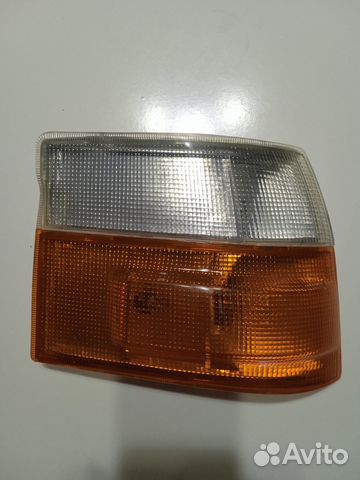 Фонарь правый передний, на Toyota Hi Ace 1994
