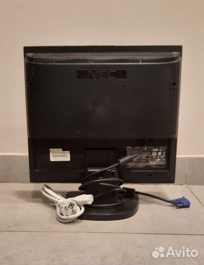 Монитор NEC 17 дюймов