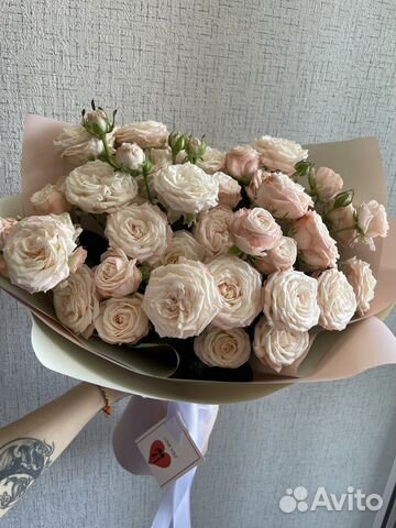 Кустовые розы букет живые цветы