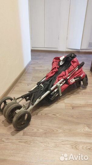 Коляска трость