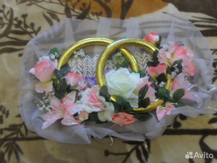 Свадебные украшения на машину