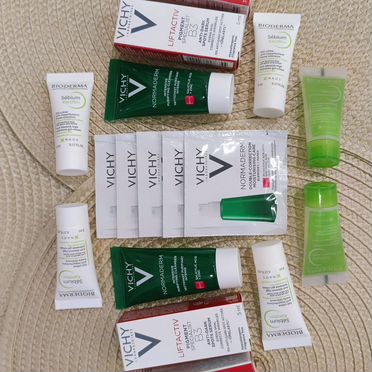 Набор уходовой косметики Vichy и Bioderma