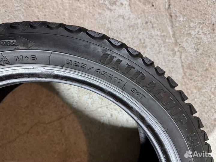 Goodyear Ultragrip Ice Arctic 225/45 R17