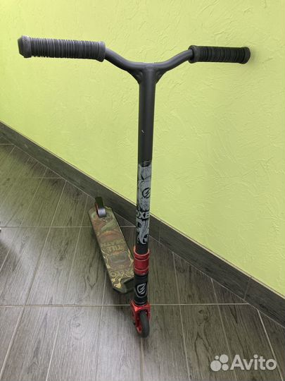 Трюковой самокат Оxelo