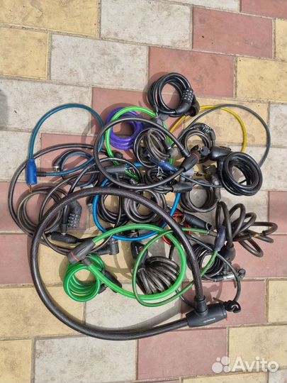 Запчасти и аксессуары для велосипеда