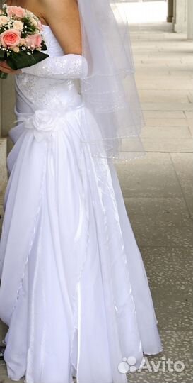 Свадебное платье