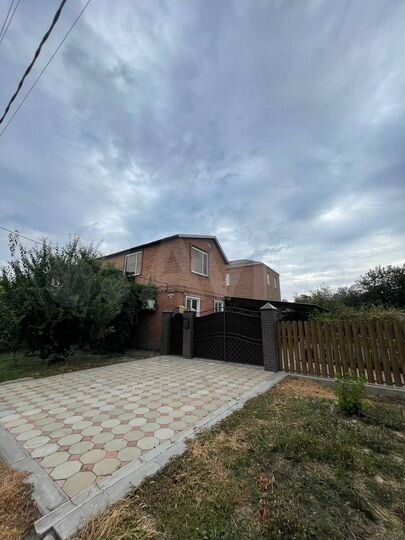 Дом 155 м² на участке 5 сот.