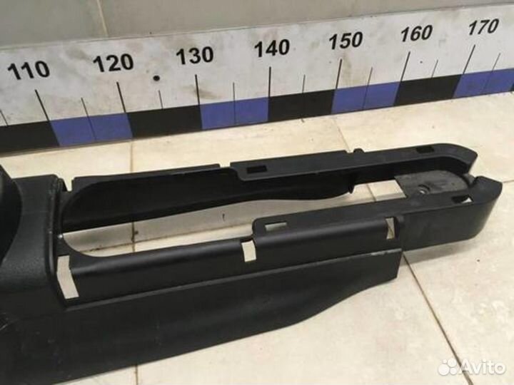 Консоль Fiesta 2001-2007