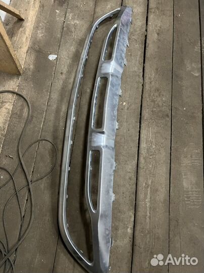 Передняя накладка Мерседес e all terrain