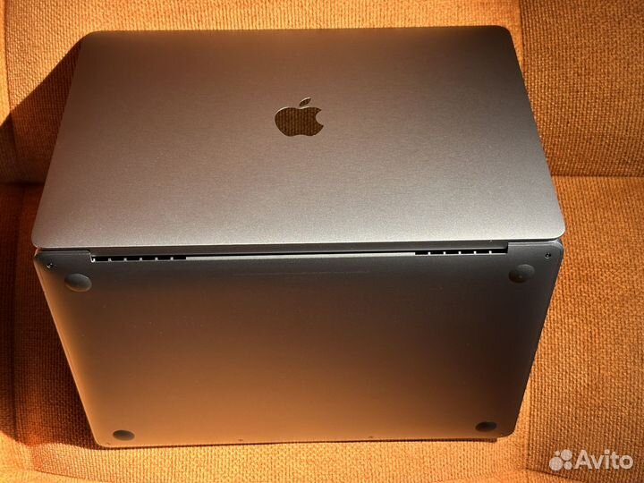 Apple macbook pro 13 2020 m1 16gb 512gb