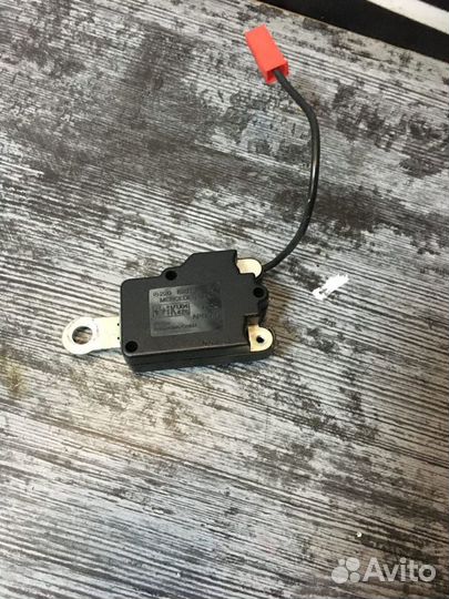 Усилитель антенны Mercedes-Benz S-class W220