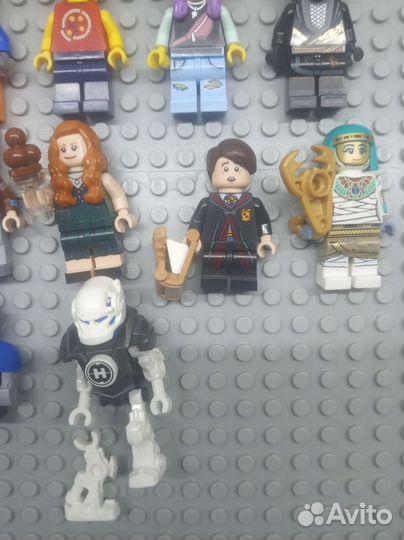Lego minifigures