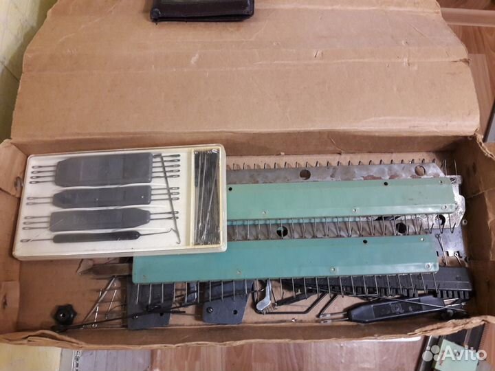 Вязальная машина 