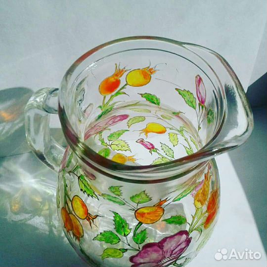 Кувшин с витражной росписью