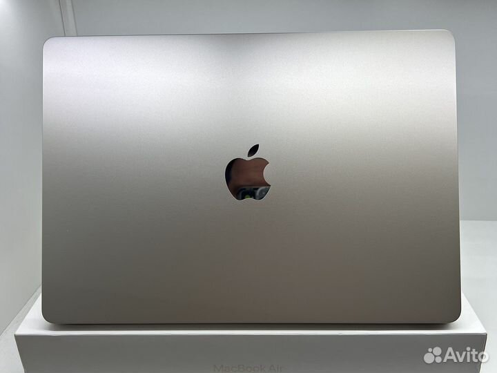 Новый MacBook Air 15 2023 M2/16/1tb ssd starlight