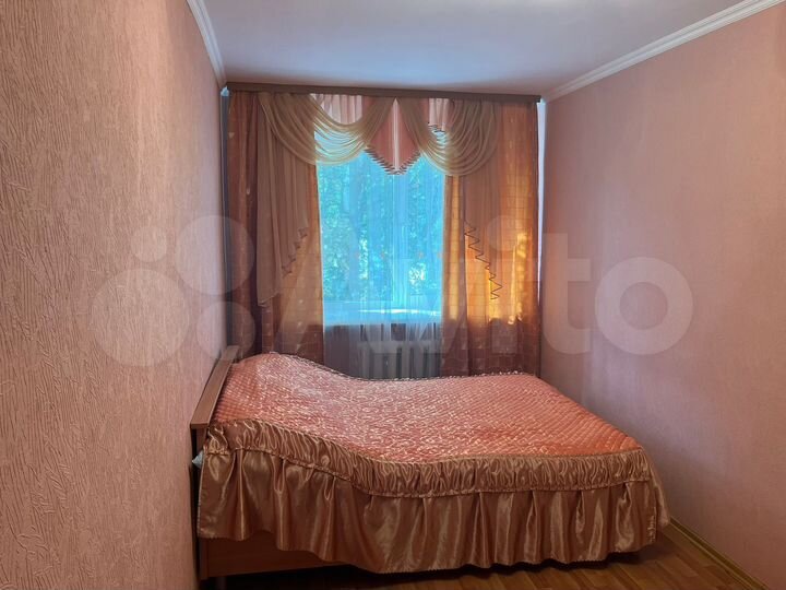 2-к. квартира, 52 м², 2/4 эт.