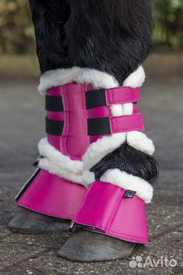 Модные меховые ногавки на Шетланд пони розовые