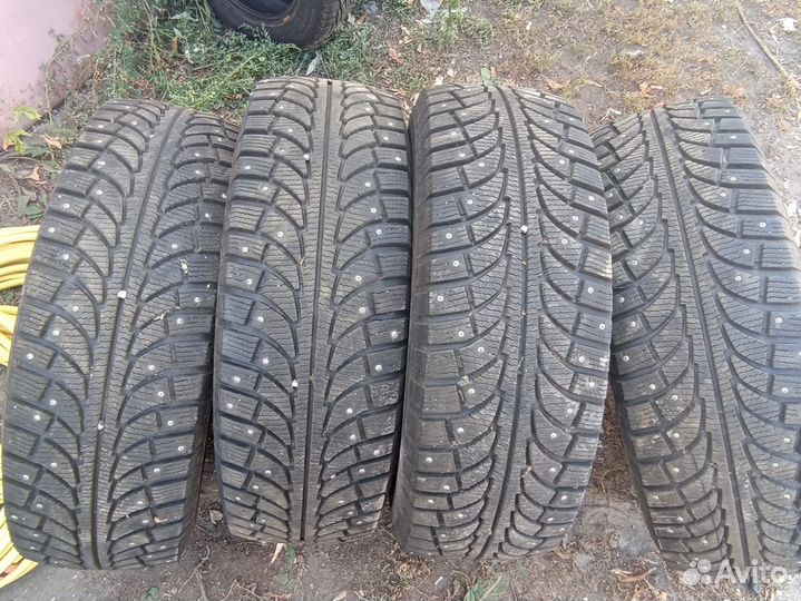 GT Radial Champiro IcePro SUV 235/70 R16 106T