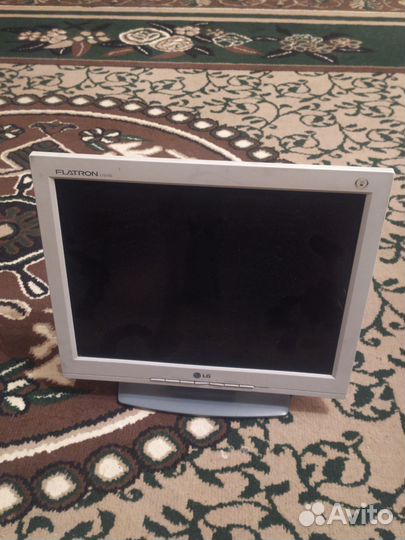 Монитор LG