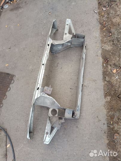 Передняя панель телевизор) опель омега а 1,8-2,0