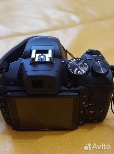 Цифровой фотоаппарат Fujifilm