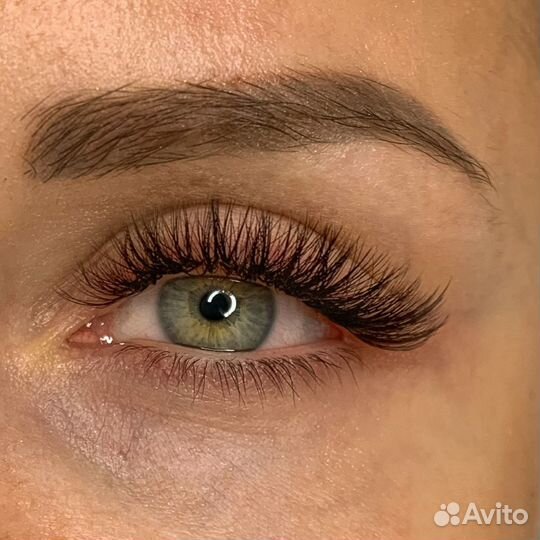 Наращивание ресниц в реклайнере