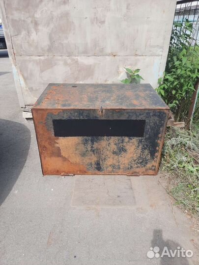 Инструментальный ящик на грузовик