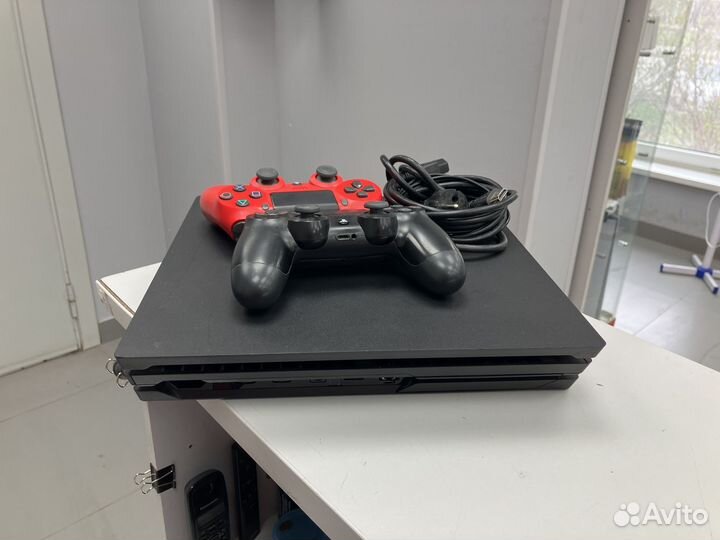 Sony playstation 4 pro 1tb