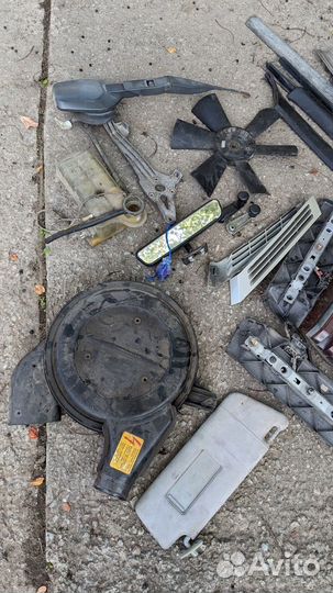 Запчасти для Mersedes-Benz W201 E190