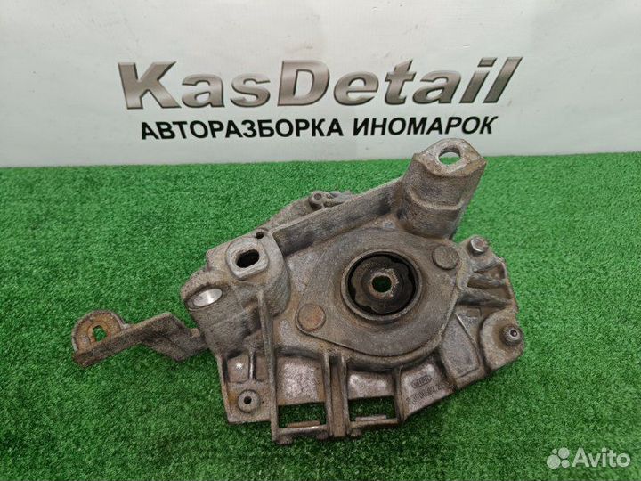 Подушка МКПП Renault Clio хэтчбек (комби) K4JB 711
