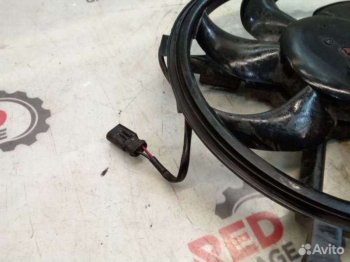 Диффузор радиатора Mini Countryman R60-ZA32