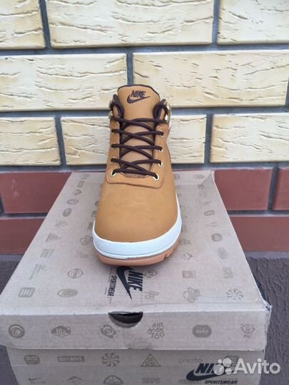 Ботинки Nike