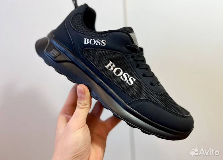 Кроссовки Boss комфортные