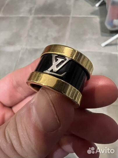 Кольцо louis vuitton