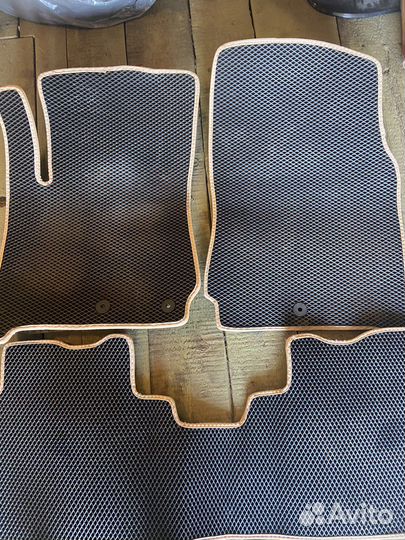 Автомобильные коврики eva