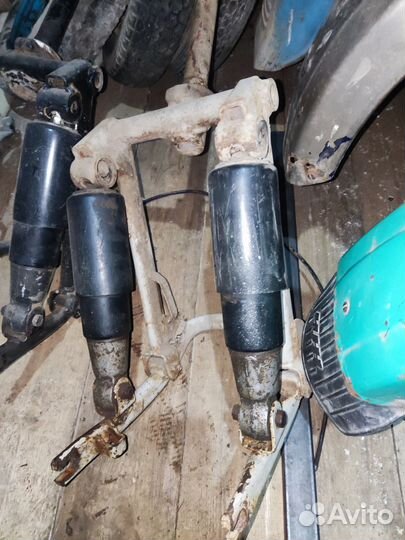 Передняя вилка мотороллера Вятка Электрон