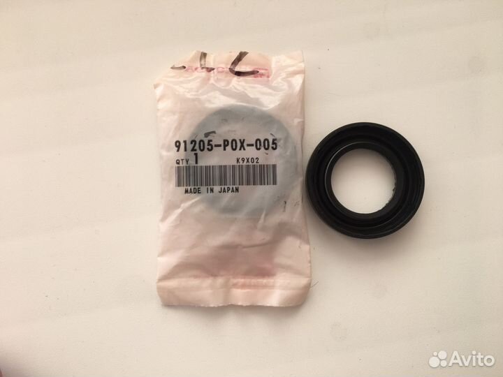 Сайлентблоки передних рычагов Honda Accord 7