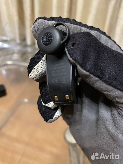 Гарнитура samsung bluetooth в ухо