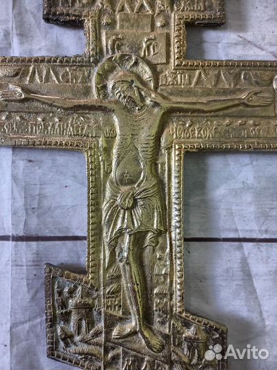Икона старинная меднолитая Крест- Распятие