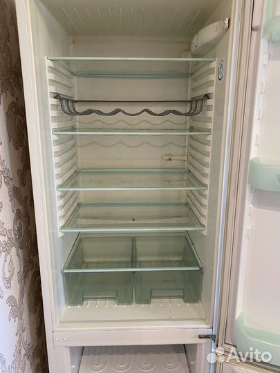 Холодильник electrolux