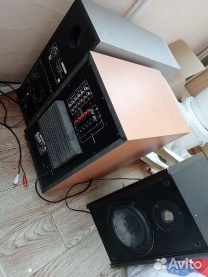 Домашний сабвуфер