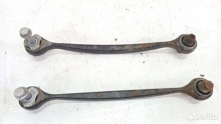 Рычаг задний верхний Mercedes W251 R350