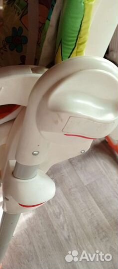 Стульчик для кормления babyton tasty orange