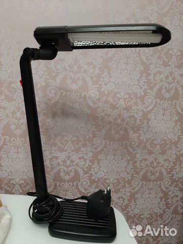 Лампа настольная