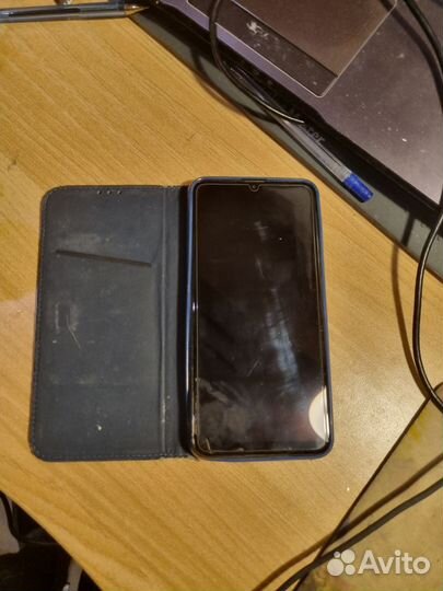 Samsung Galaxy A10, 2/32 ГБ