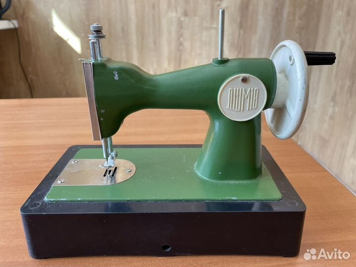 Швейная машинка СССР мини