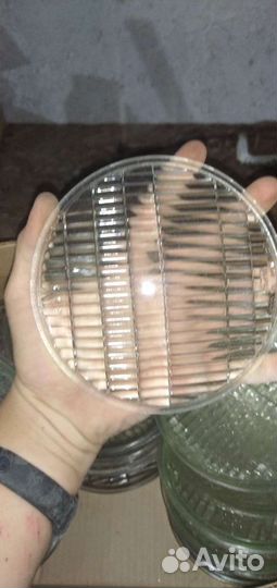 Стекло на фару на ваз 2106