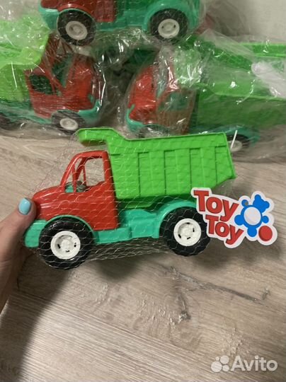 Грузовик машинка игрушка